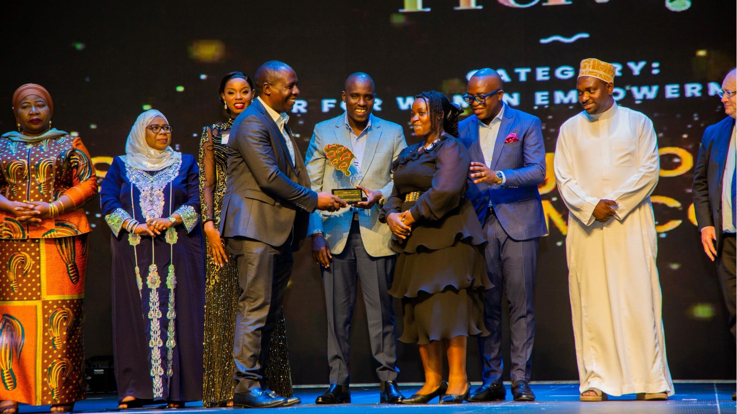 STAMICO YATWAA TUZO YA KUJALI JAMII