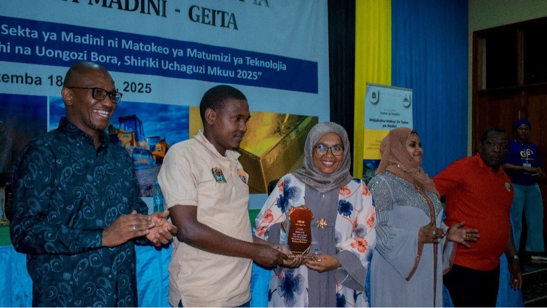 KIJIJI CHA STAMICO CHATWA TUZO NNE KATIKA MAONESHO YA NANE YA MADINI MKOANI GEITA