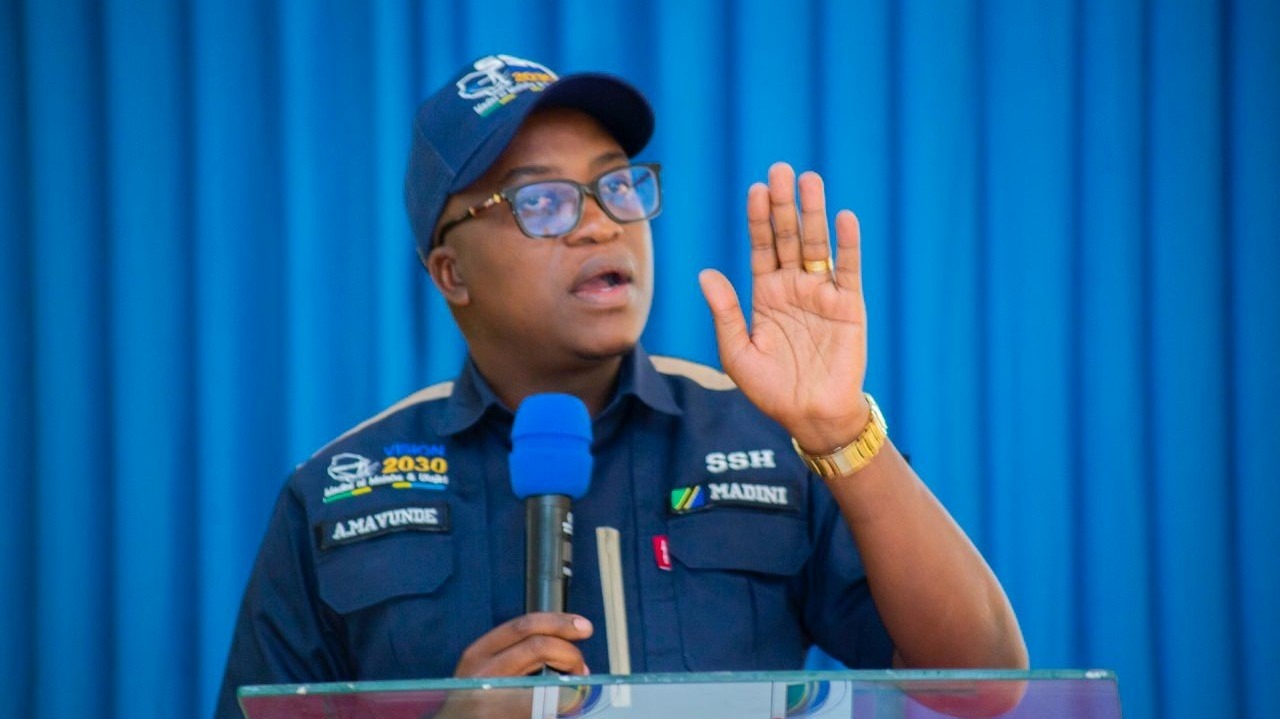 MAVUNDE AWATAKA WATUMISHI WIZARA YA MADINI KUIMARISHA USHIRIKIANO ILI KUFIKIA MALENGO