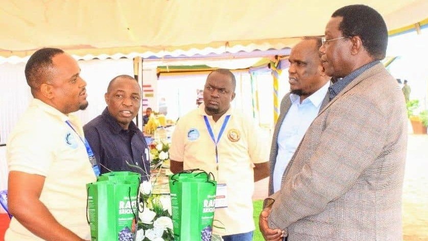 ZIARA YA MWENYEKITI WA BODI YA STAMICO KWENYE MAONESHO YA UWEKEZAJI - LINDI