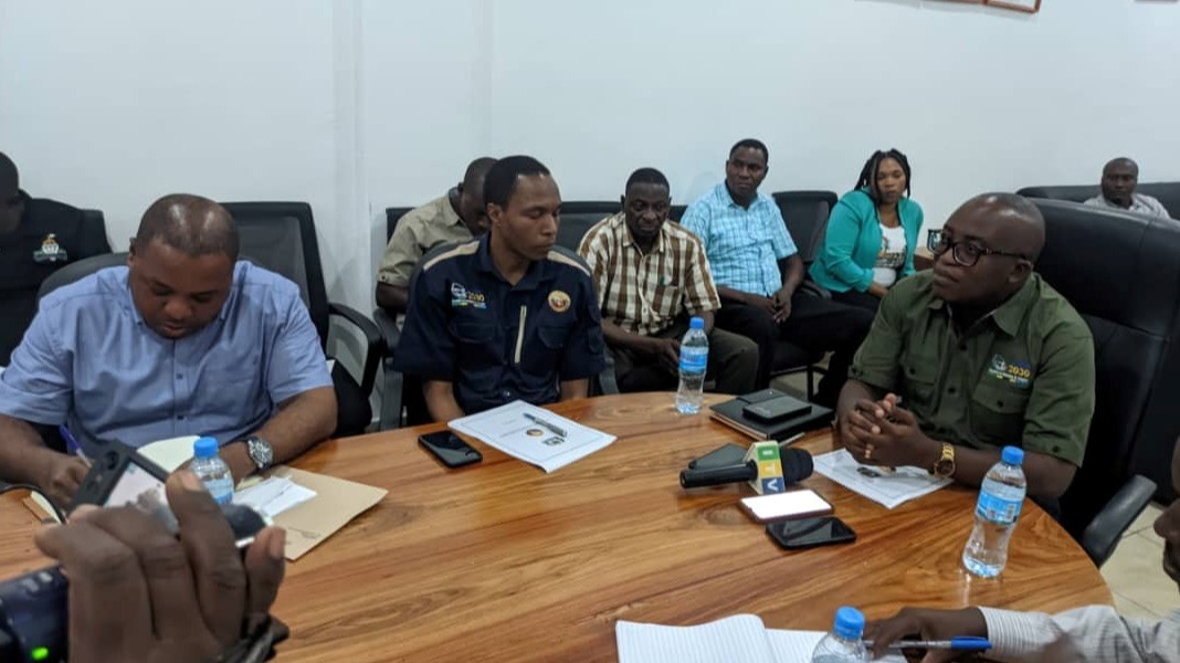 WAZIRI MAVUNDE ATEMBELEA KIWANDA CHA MWANZA PRECIOUS METALS REFINERY